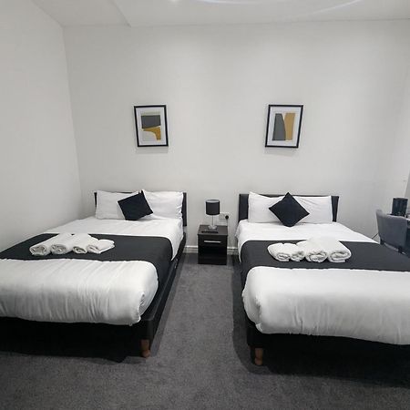 Oyo Firs Lodge London Heathrow Hounslow Zewnętrze zdjęcie